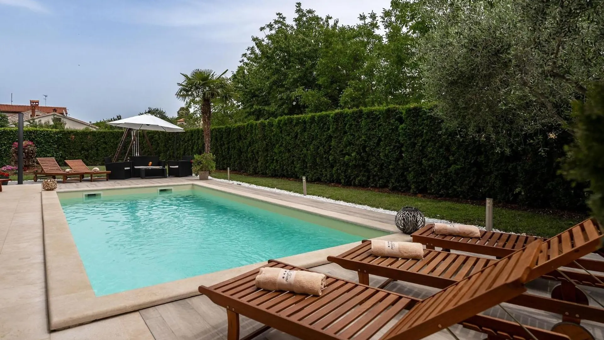 Splendid Villa In VI Inada With Jacuzzi Vižinada