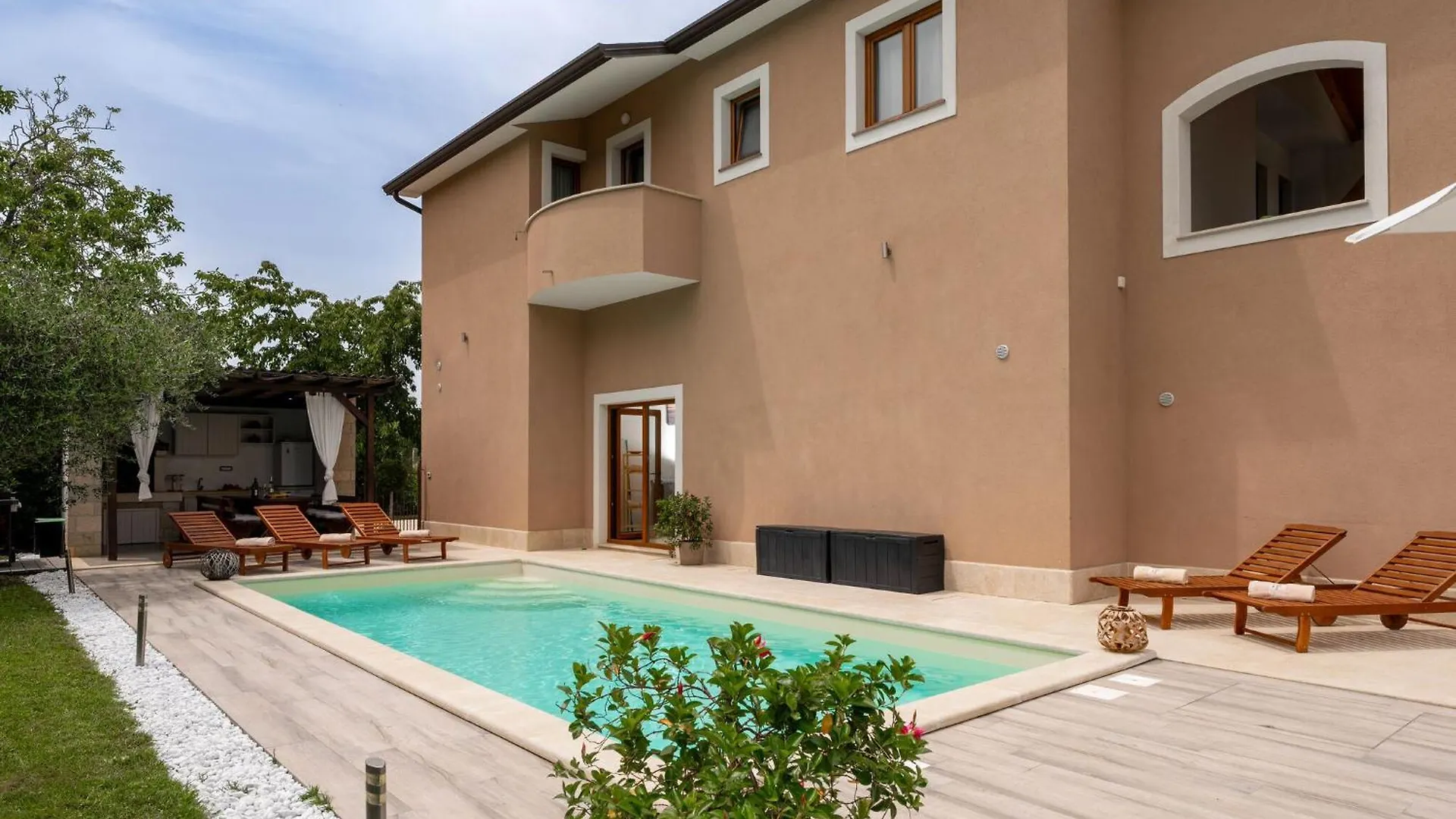 Splendid Villa In VI Inada With Jacuzzi Vižinada Chorvatsko